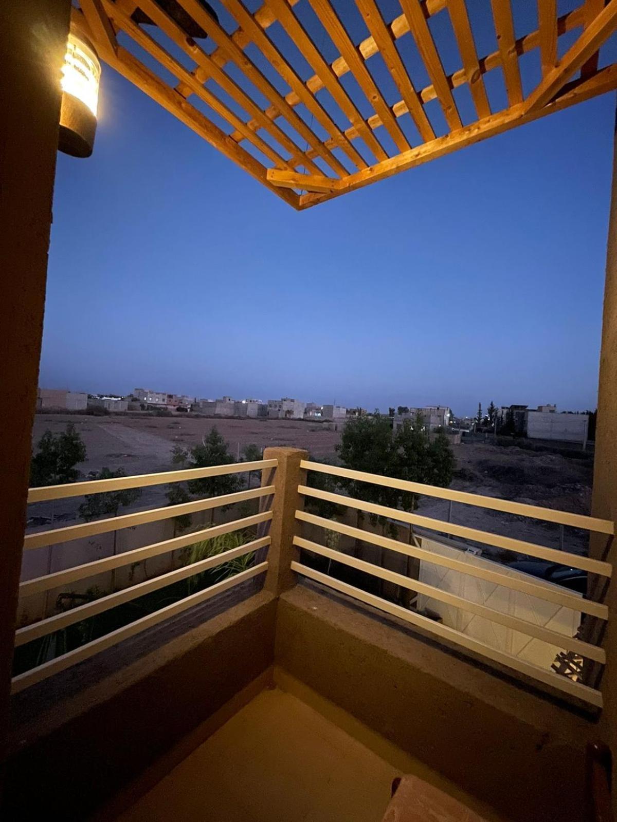 Mazigh & Piscine 别墅