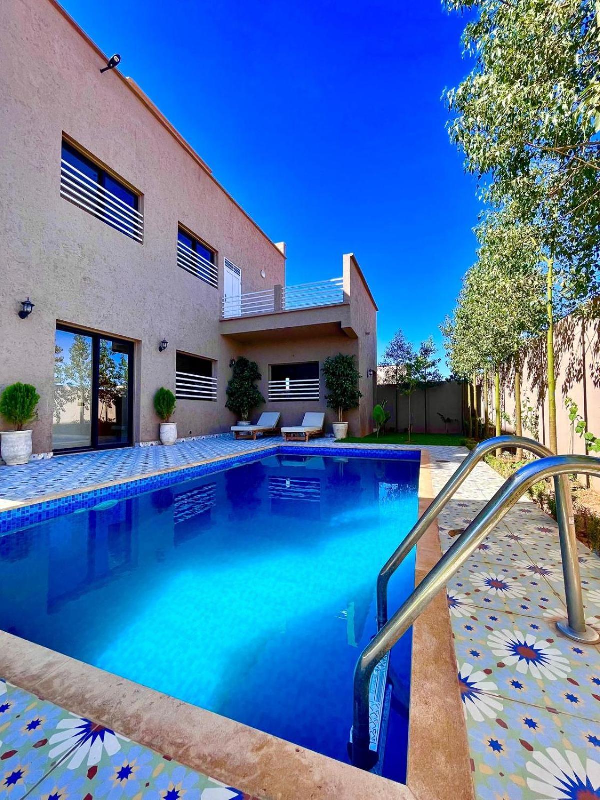 Mazigh & Piscine 马拉喀什