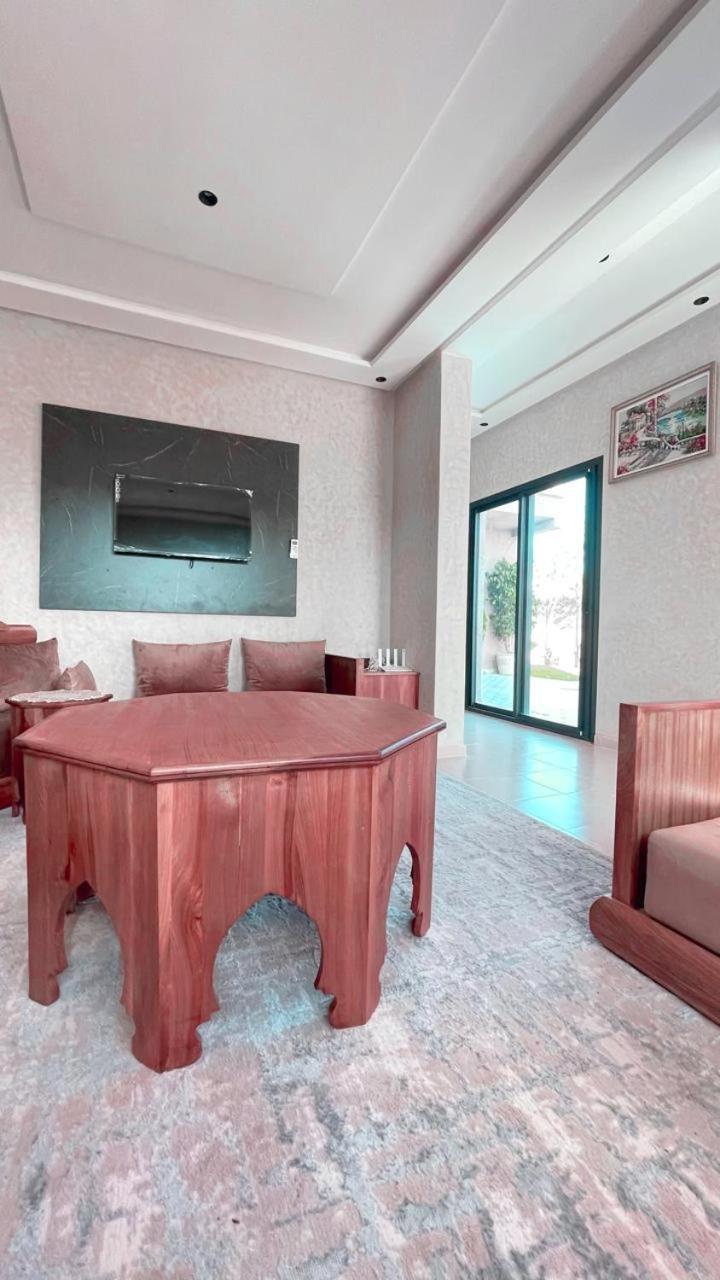 Mazigh & Piscine * 马拉喀什